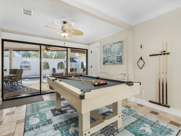 Four bedroom luxury home in Cape Coral