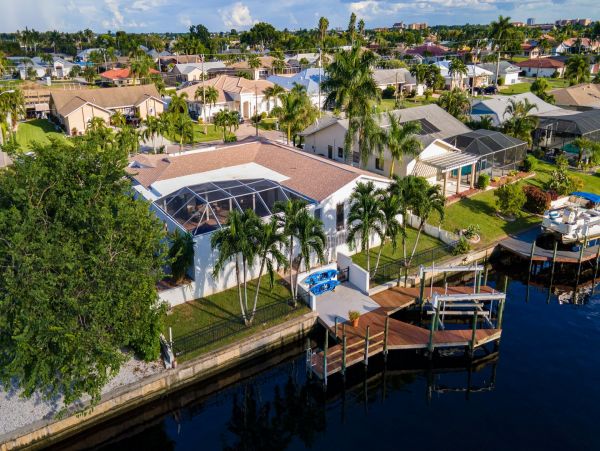 Four bedroom luxury home in Cape Coral