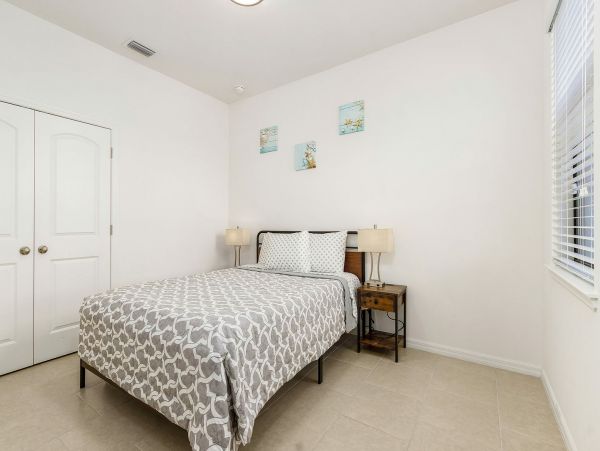 Five Bedrooms Villa With Kayaks and Pool table