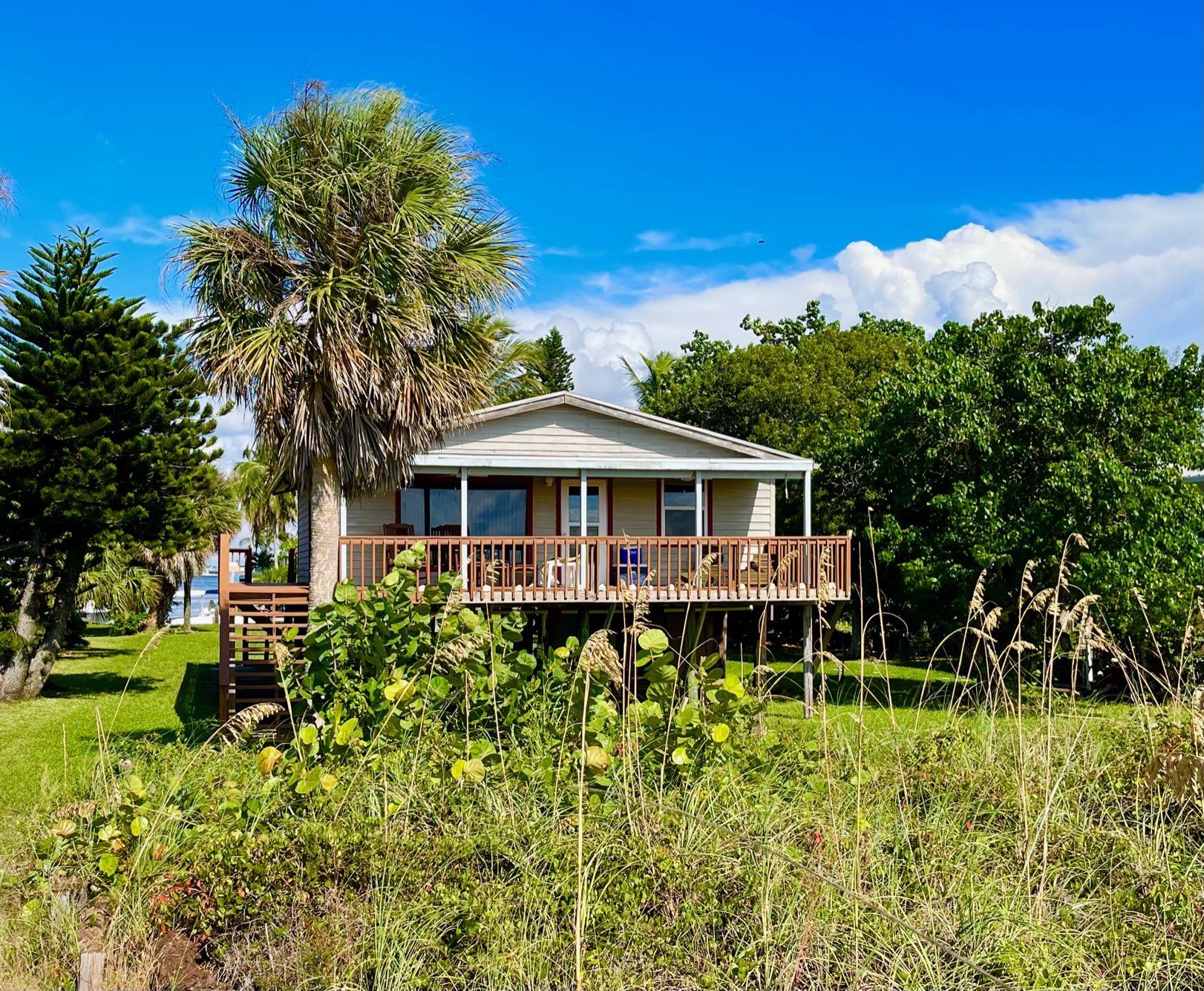Beachfront Cottage in San Pedro Island with 3 Bedroom