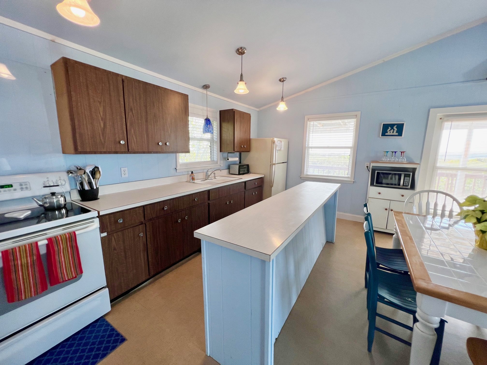 Beachfront Cottage in San Pedro Island with 3 Bedroom