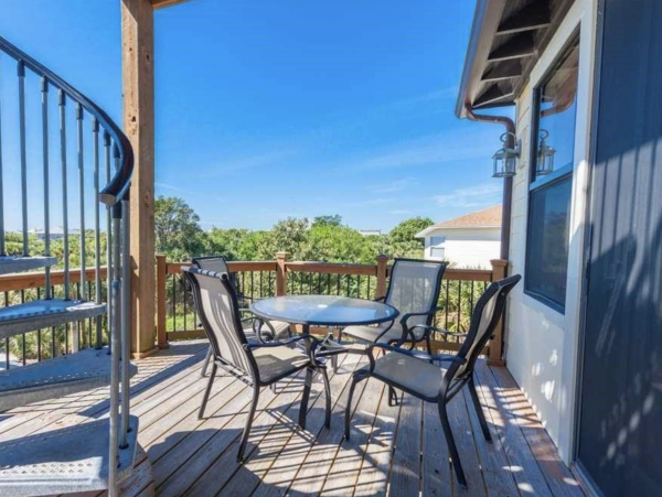Captiva Four Bedroom Lovely Beach Retreat