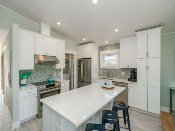 Anna Maria Island Holmes Beach Home 1011008