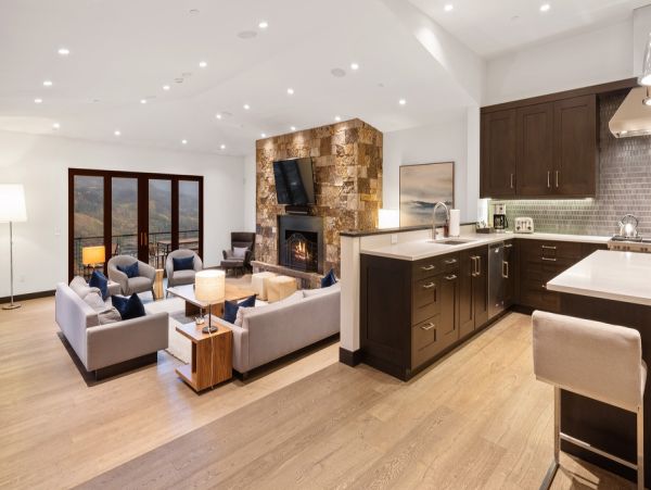 Four Bedroom Mountain View Vacation Rental Home