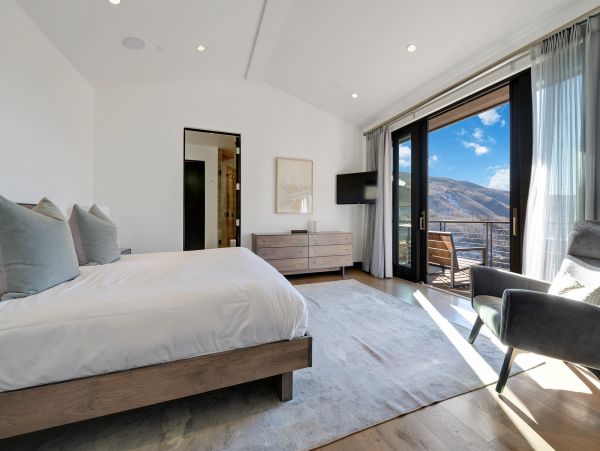 Vail Lionshead Home 1011017