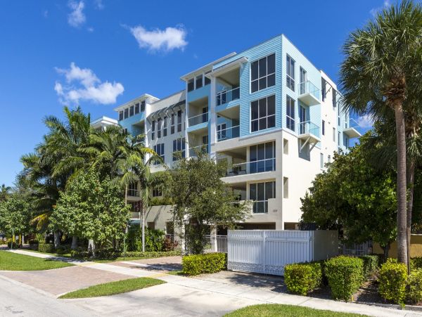 Deerfield Beach Condo 1011029
