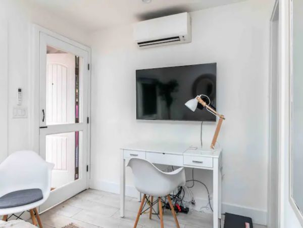 Palm Beach Condo 1011046