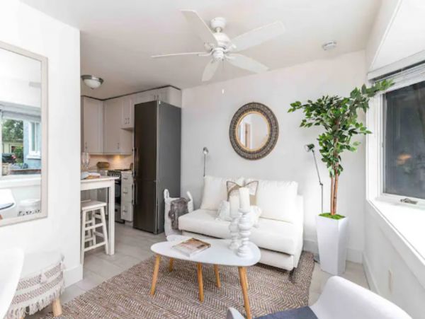 Palm Beach Condo 1011046