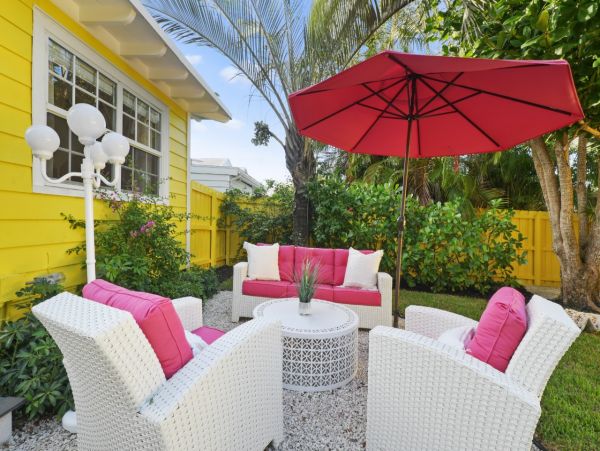 Palm Beach Condo 1011048