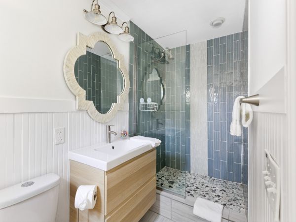 Pompano Canal Front Hideaway with Pool & Great Outdoor Area