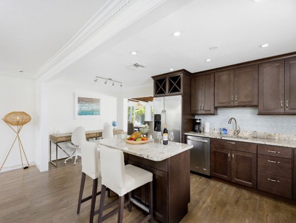 Pompano Canal Front Hideaway with Pool & Great Outdoor Area