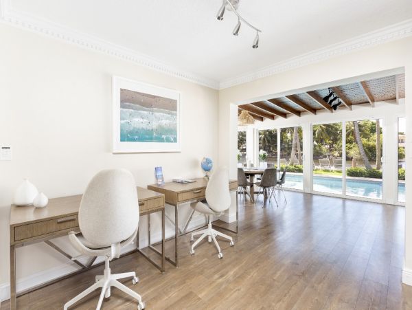 Pompano Canal Front Hideaway with Pool & Great Outdoor Area