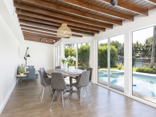Pompano Canal Front Hideaway with Pool & Great Outdoor Area