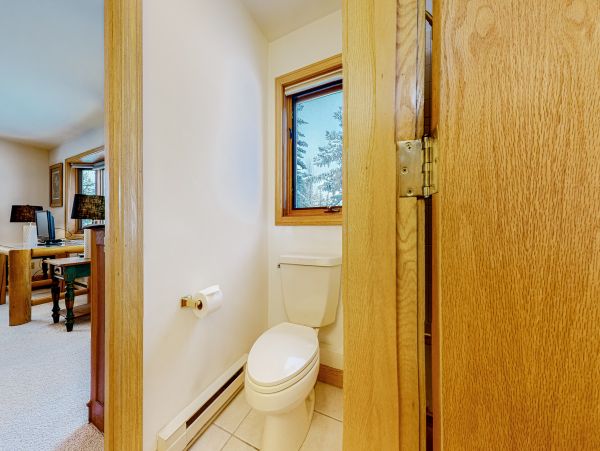 Mountain Perfect Getaway with 3 Bedrooms in Teton Village