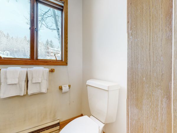 Mountain Perfect Getaway with 3 Bedrooms in Teton Village