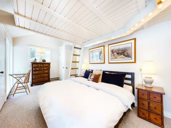 Three Bedroom Vacation Condo in Jackson Hole Sleeps Eight