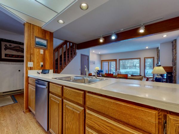 Modern Jackson Hole Vacation Rental with Fireplace