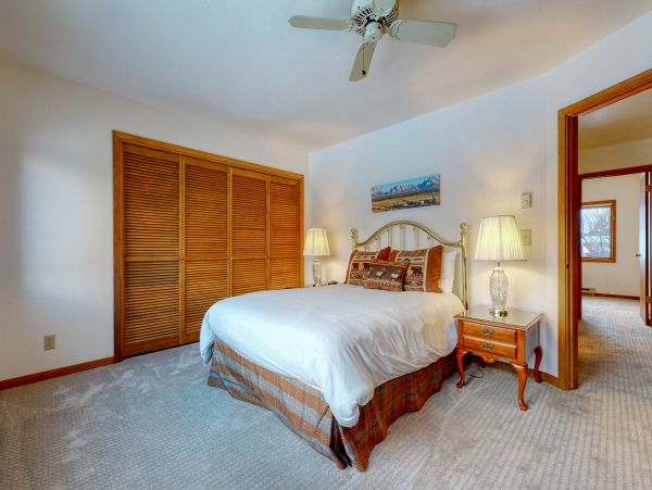 Modern Jackson Hole Vacation Rental with Fireplace