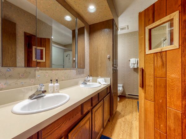 Modern Jackson Hole Vacation Rental with Fireplace