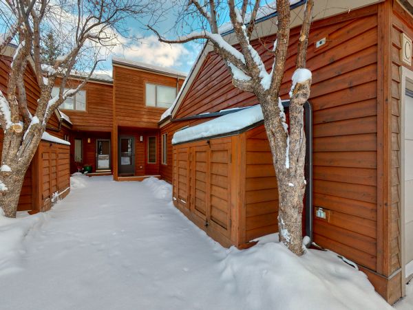 Modern Jackson Hole Vacation Rental with Fireplace