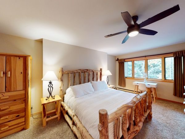 Avon Vacation Condo Four Bedroom Mountain Views