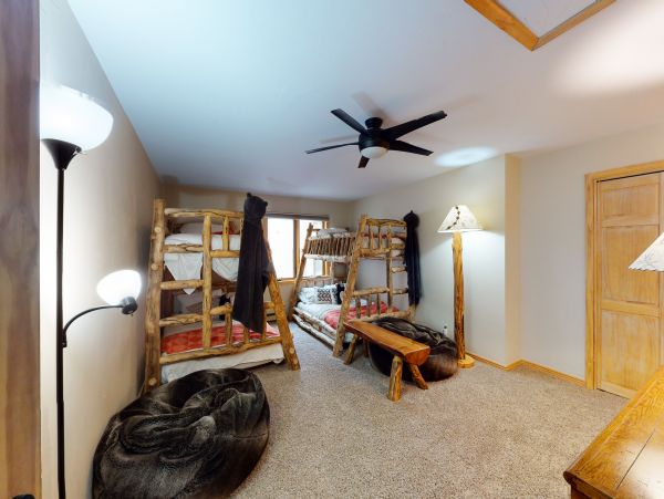 Avon Vacation Condo Four Bedroom Mountain Views