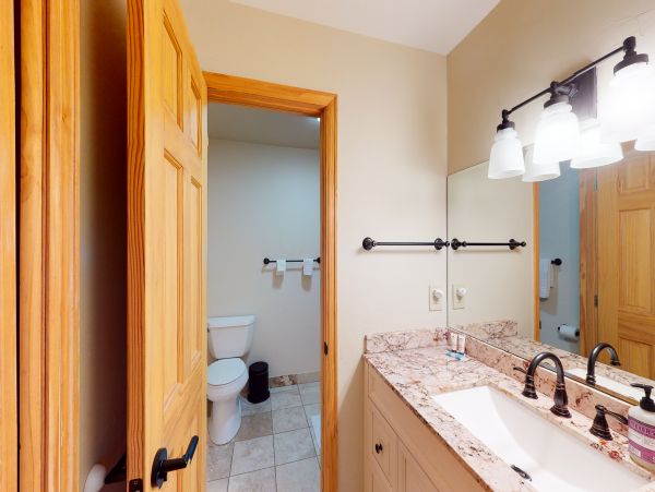 Avon Vacation Condo Four Bedroom Mountain Views