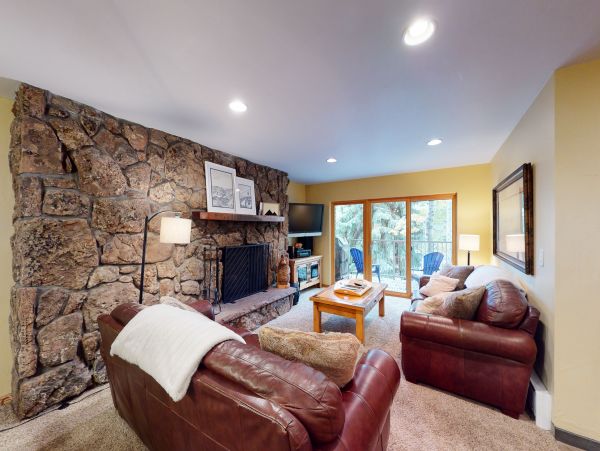 Avon Vacation Condo Four Bedroom Mountain Views