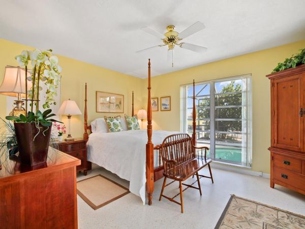 Marco Island Waterside Pool Home Great Rental