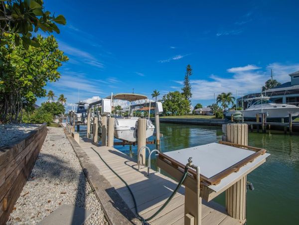 Marco Island Waterside Pool Home Great Rental