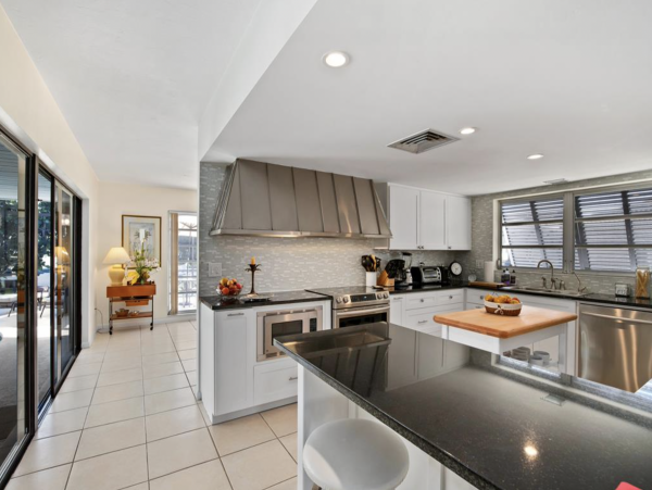 Marco Island Waterside Pool Home Great Rental