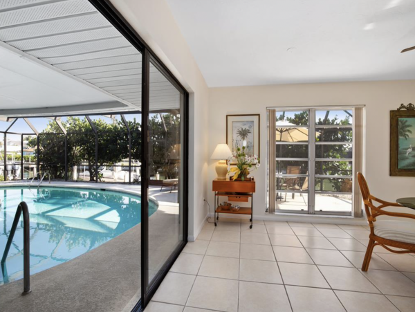 Marco Island Waterside Pool Home Great Rental