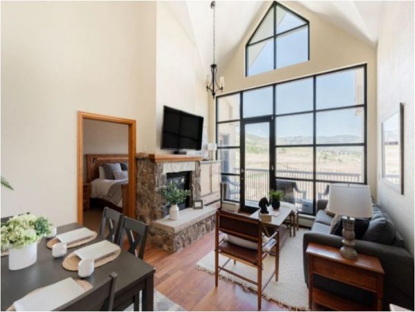 Avon Condo 1011155