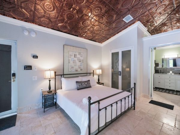 Sarasota Condo 1011157