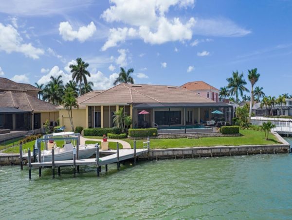 Luxury 4 Bedroom Home in Marco Island