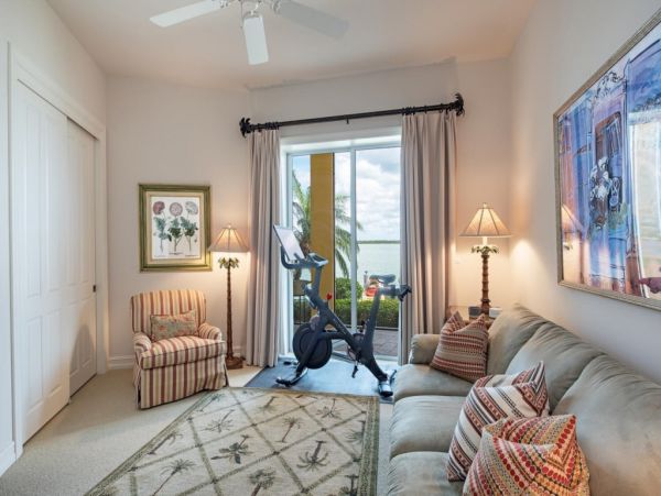 Luxury 4 Bedroom Home in Marco Island