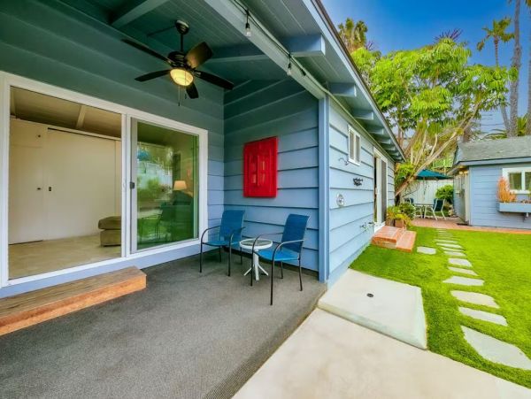 La Jolla Charming Vacation Home - 1/2 Block From Beach
