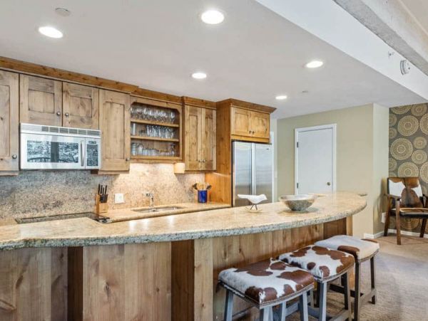 Vail Lionshead Condo 1011175