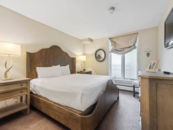 Vail Lionshead Condo 1011175