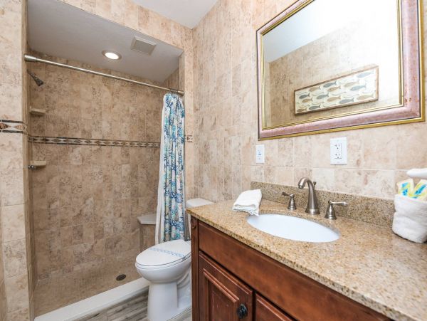 Anna Maria Island Holmes Beach Condo 1011180