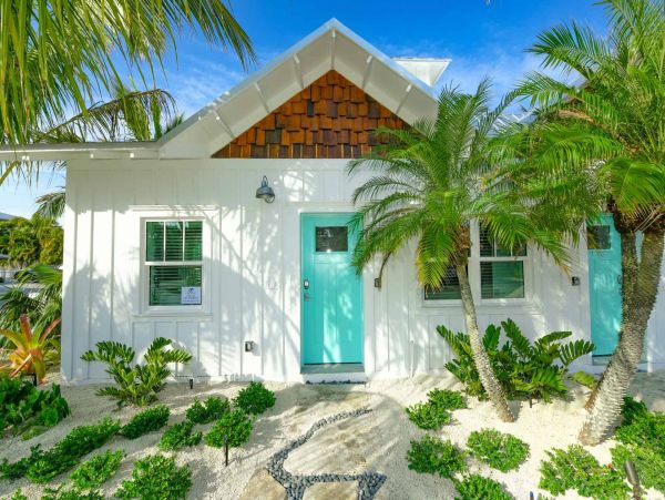 Coastal Escape Just Steps from the Beach on Anna Maria Island