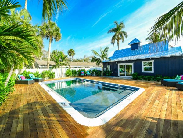 Coastal Escape Just Steps from the Beach on Anna Maria Island