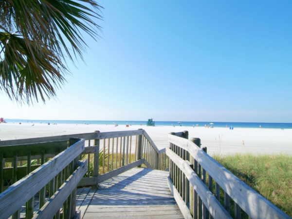 Short walk to Siesta key Village and Beach
