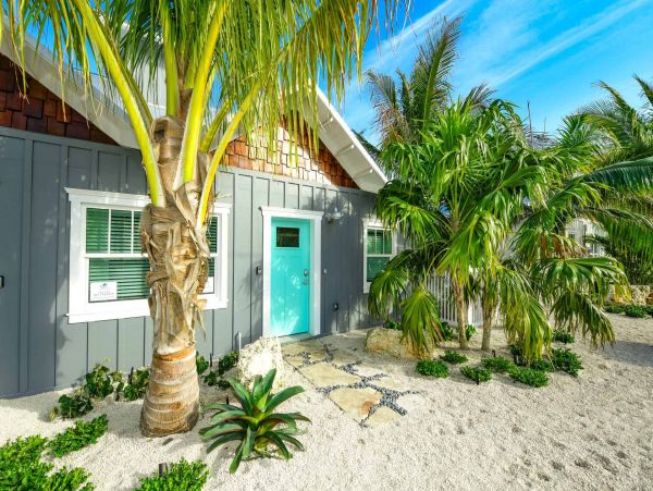 Holmes Beach Vacation Villa Sleeps Four Guests