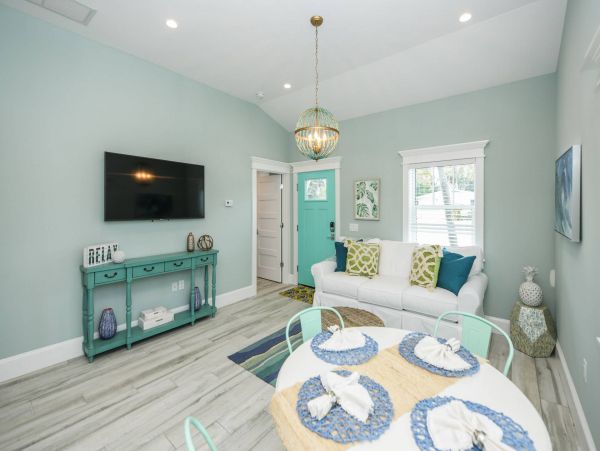 Holmes Beach Vacation Villa Sleeps Four Guests