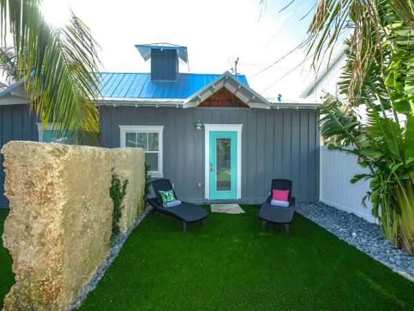 Holmes Beach Vacation Villa Sleeps Four Guests