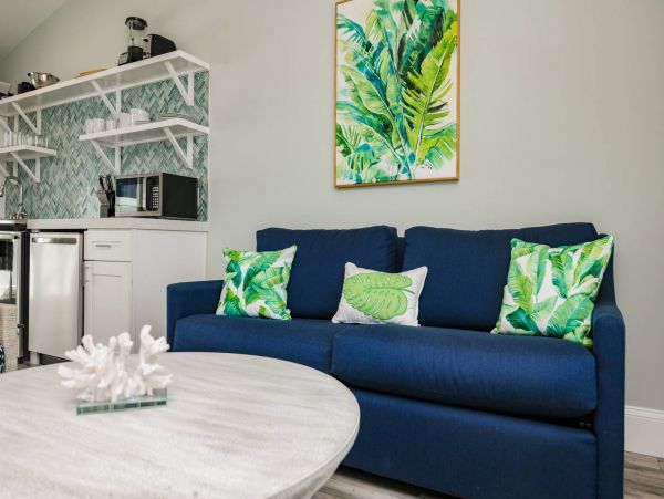 Holmes Beaches Vacation Home with 2 Bedroom & Pool