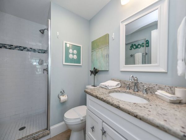 One minute walk to beach with private pool