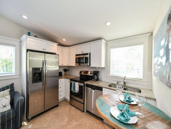 One minute walk to beach with private pool