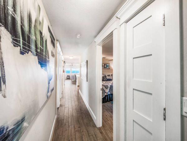 Bay Front Three Bedroom Condo With Ocean Views